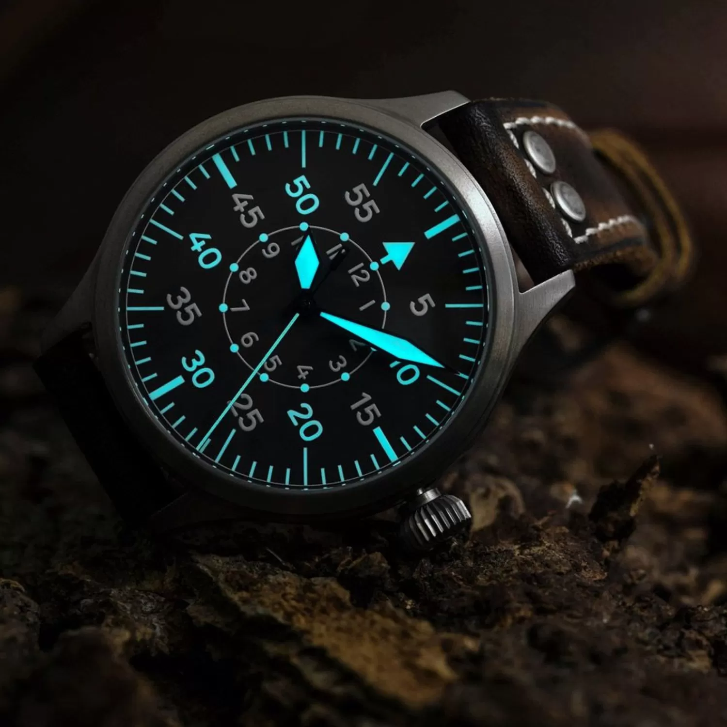 Nav B-Uhr 47 Titan B-Type Central Anden*Steinhart Watches Store