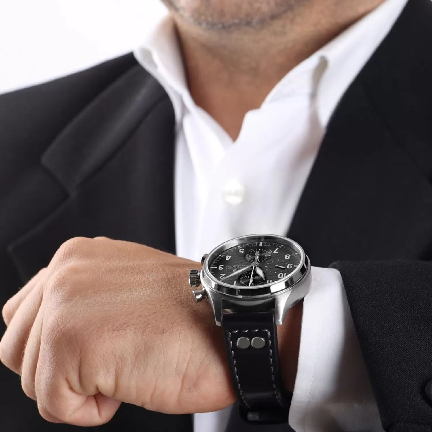 Nav.B-Chrono 42 Classic A-Type Sort*Steinhart Watches Clearance