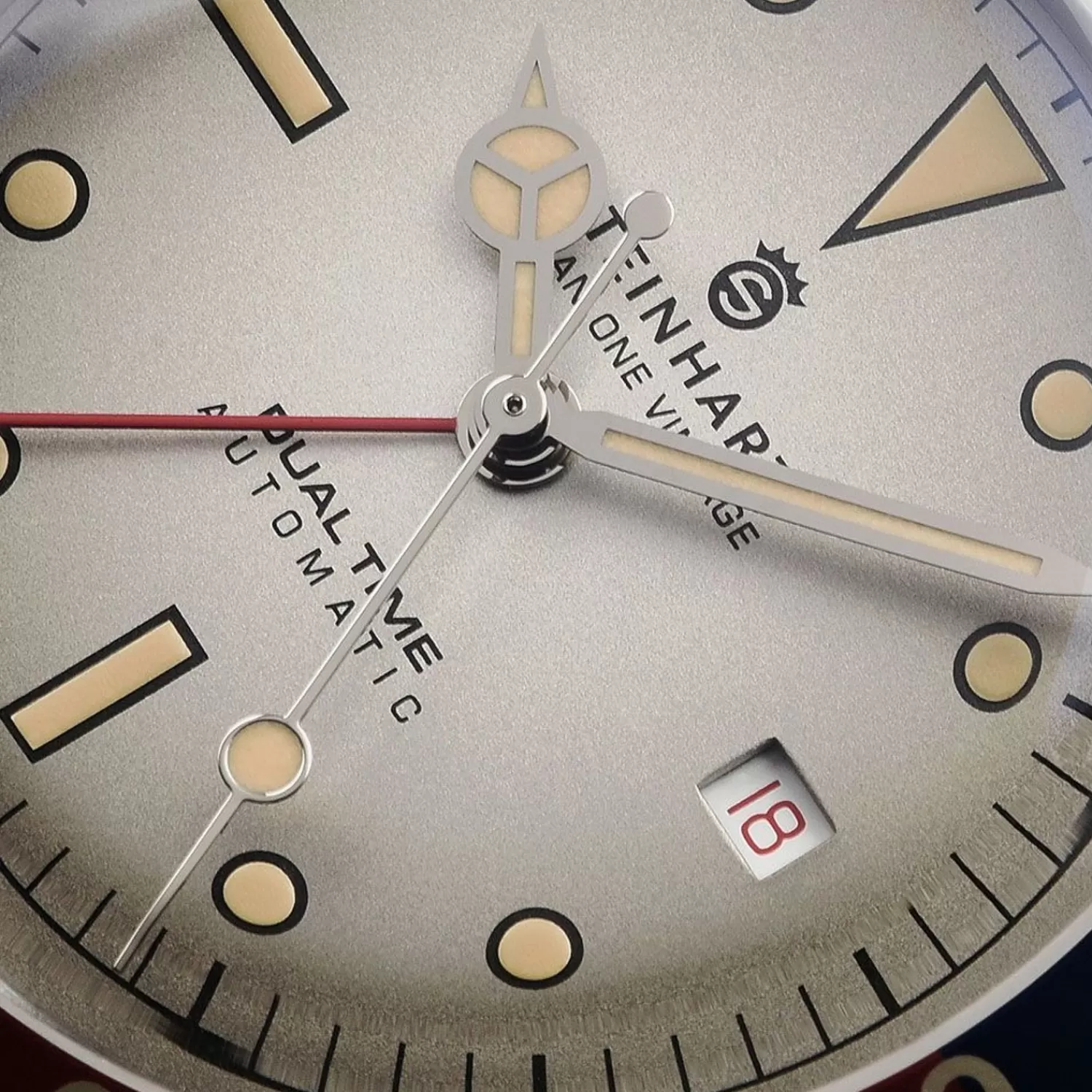 Ocean One Vintage Dual Time Premium Dykkerur*Steinhart Watches Outlet