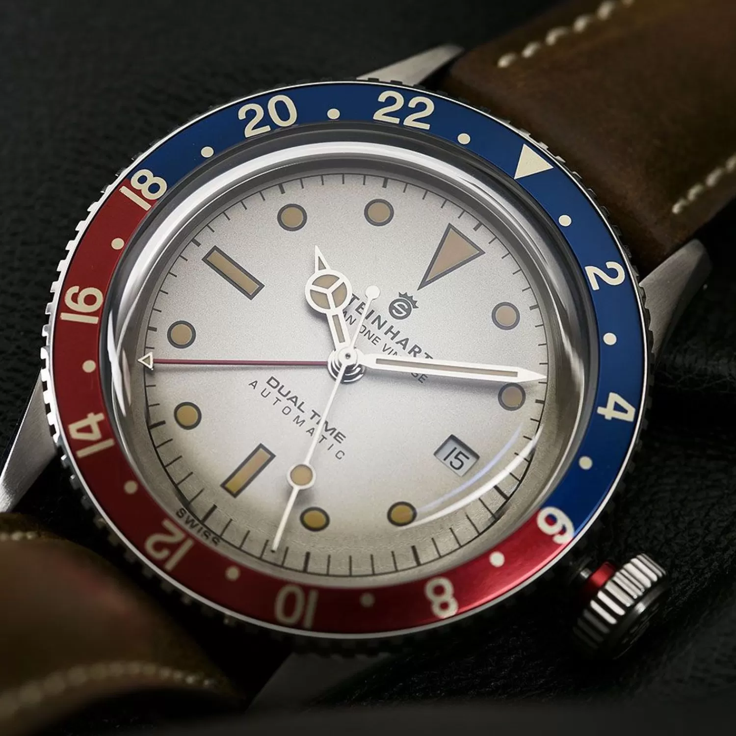 Ocean One Vintage Dual Time Premium Dykkerur*Steinhart Watches Outlet
