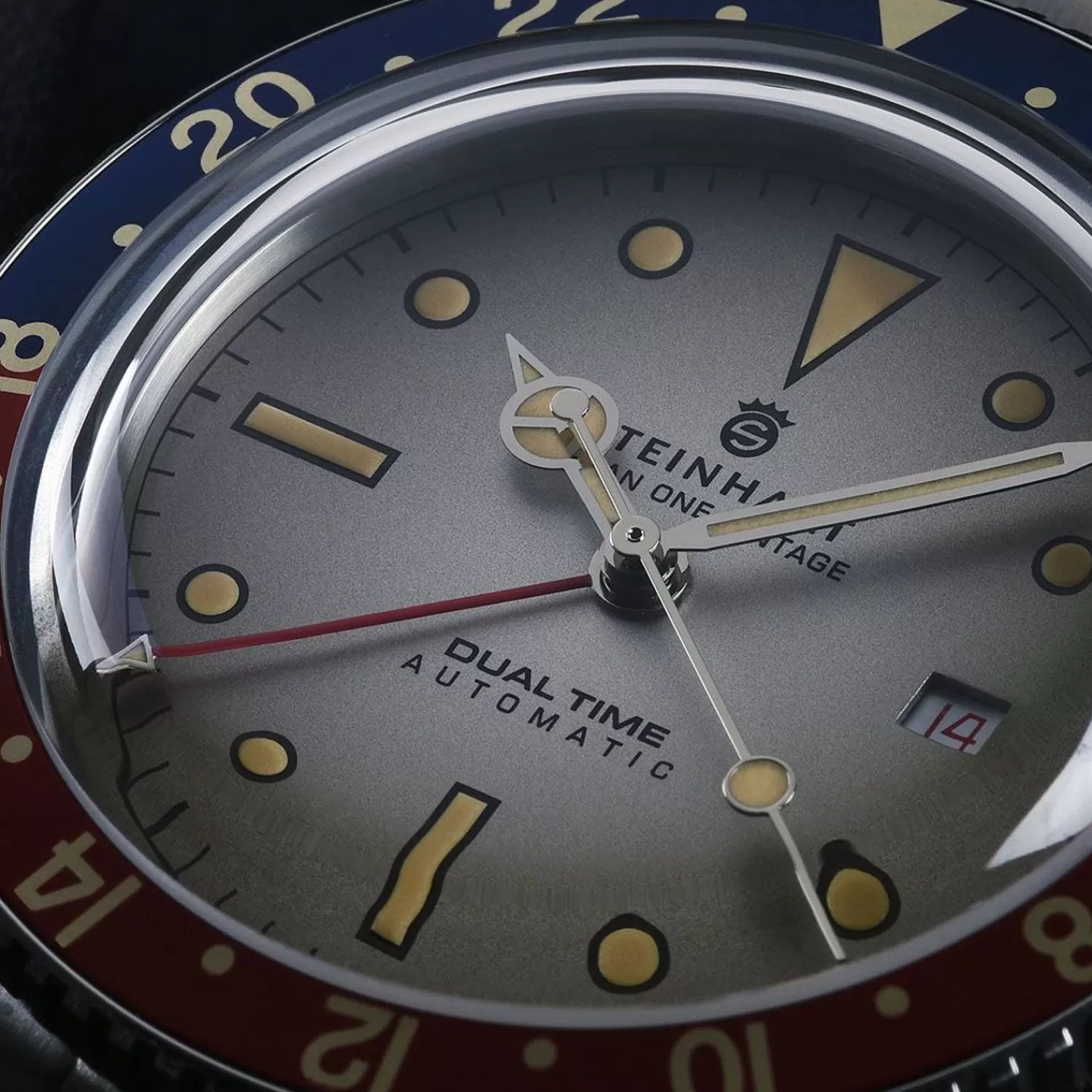 Ocean One Vintage Dual Time Premium Dykkerur*Steinhart Watches Outlet